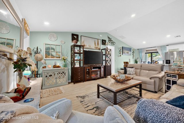 1231 Wadsworth Street SE, Palm Bay, FL 32909