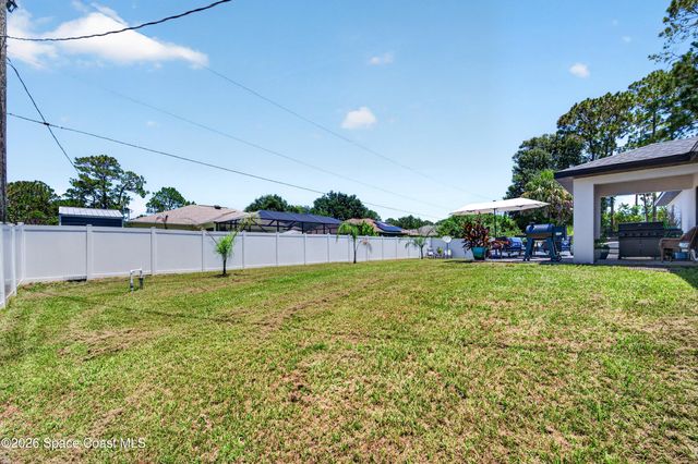 1231 Wadsworth Street SE, Palm Bay, FL 32909