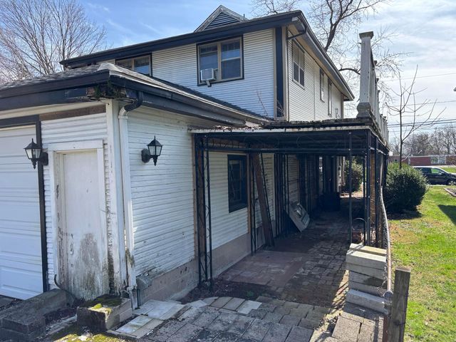 184 E Park Street, Westerville, OH 43081