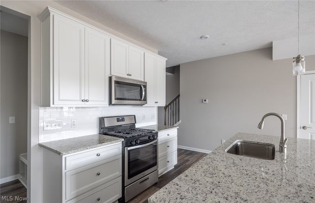 950-2 Memory Lane, Aurora, OH 44202