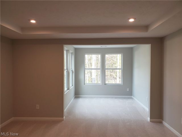 950-2 Memory Lane, Aurora, OH 44202