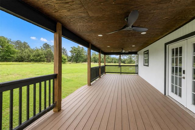 3508 Dick Barnes Loop, Bedias, TX 77831