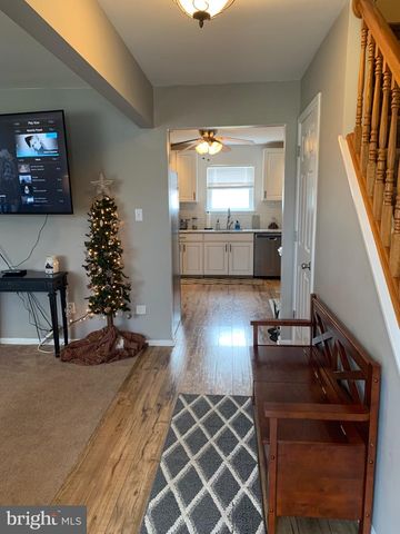 25 PRESIDENTIAL DR, Berlin, NJ 08009