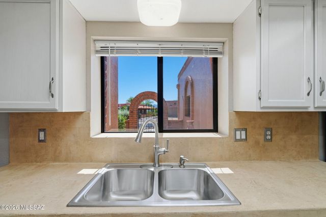 3910 S Placita De La Moneda, Green Valley, AZ 85622