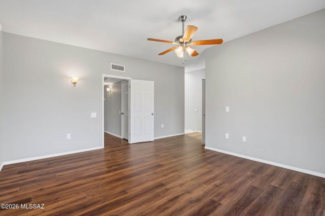 3910 S Placita De La Moneda, Green Valley, AZ 85622