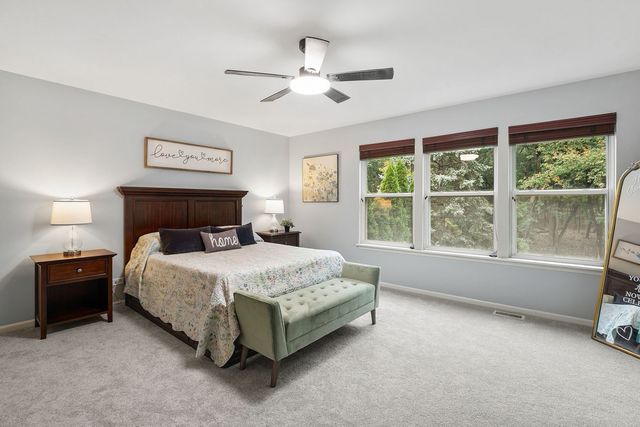 2214 W Waterford Court, Round Lake, IL 60073