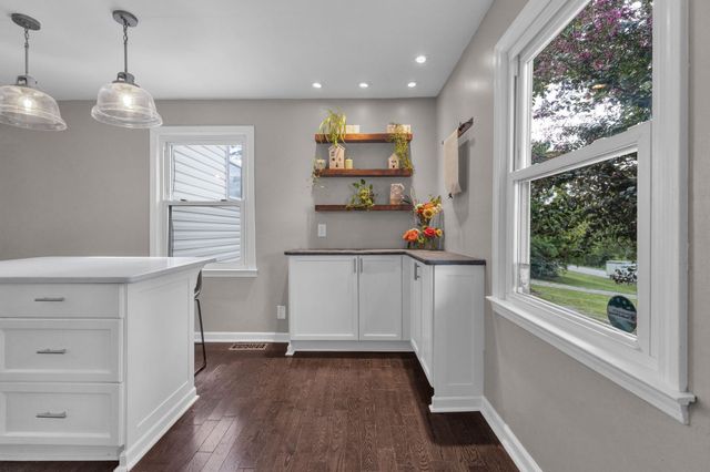 31 Cameo Dr, Nashville, TN 37211