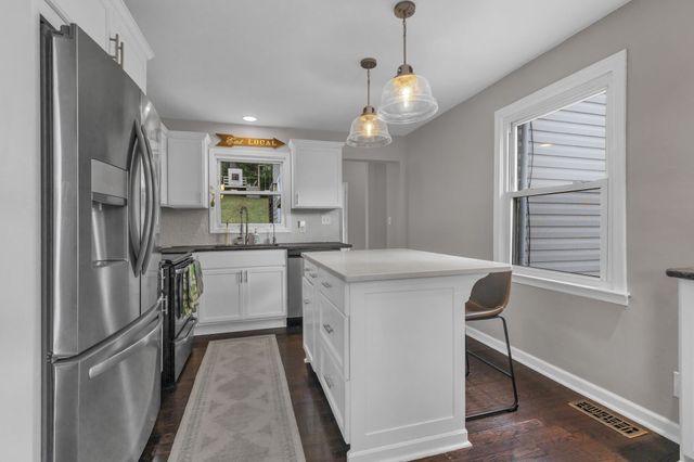 31 Cameo Dr, Nashville, TN 37211