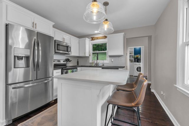 31 Cameo Dr, Nashville, TN 37211