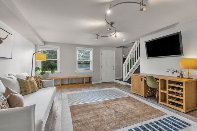 31 Cameo Dr, Nashville, TN 37211