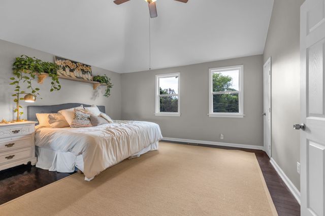 31 Cameo Dr, Nashville, TN 37211