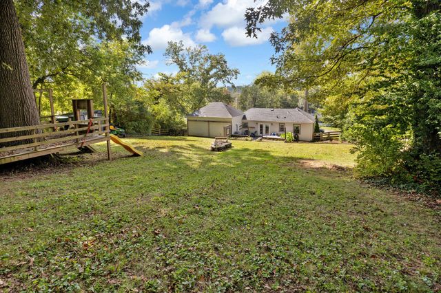 31 Cameo Dr, Nashville, TN 37211