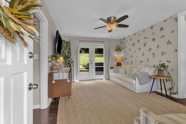 31 Cameo Dr, Nashville, TN 37211