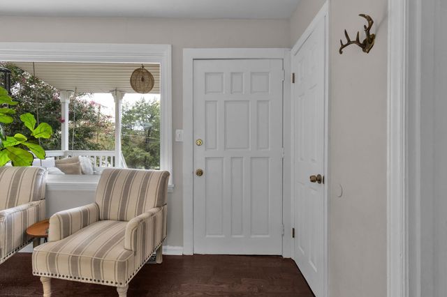 31 Cameo Dr, Nashville, TN 37211