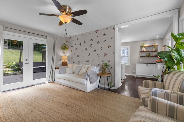 31 Cameo Dr, Nashville, TN 37211