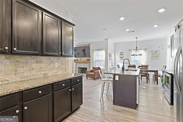 394 Hawthorn Drive, Dallas, GA 30132