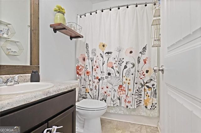 394 Hawthorn Drive, Dallas, GA 30132