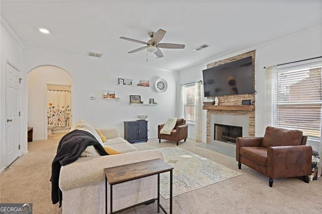 394 Hawthorn Drive, Dallas, GA 30132