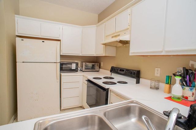 498 River Oaks Dr Apt 59L, Myrtle Beach, SC 29579