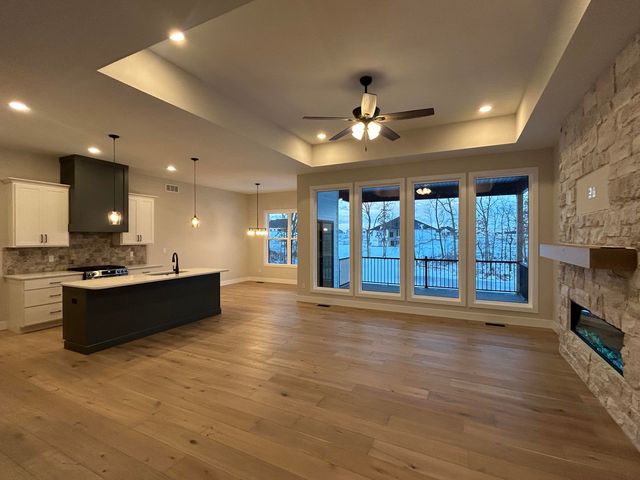 4741 STAYTON FERRY, Columbia, MO 65201