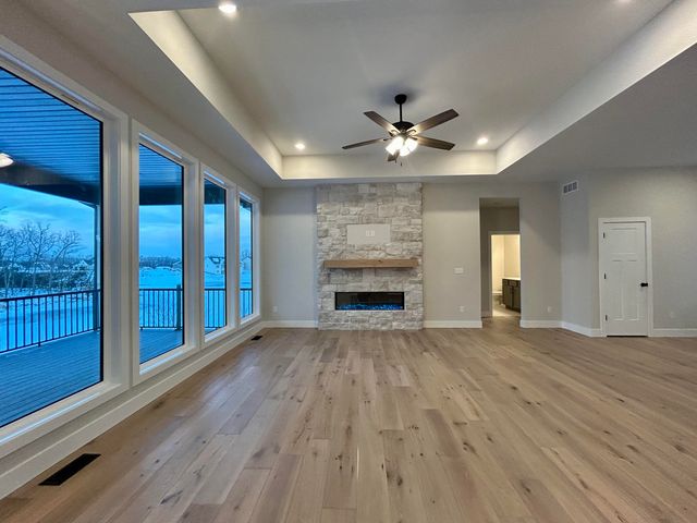 4741 STAYTON FERRY, Columbia, MO 65201