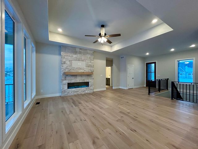 4741 STAYTON FERRY, Columbia, MO 65201