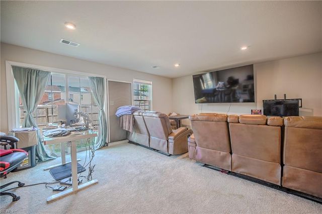 4122 Riverside DR, Chesapeake, VA 23321