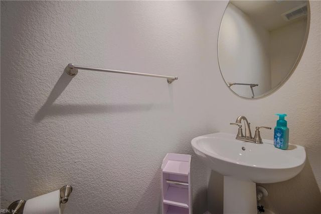 4122 Riverside DR, Chesapeake, VA 23321