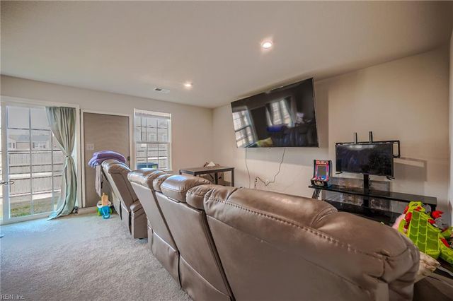 4122 Riverside DR, Chesapeake, VA 23321