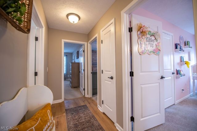 7674 Knollridge Avenue NE, Canton, OH 44721