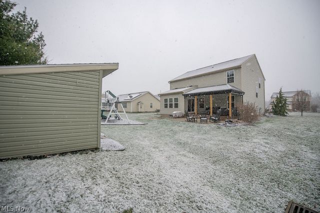 7674 Knollridge Avenue NE, Canton, OH 44721