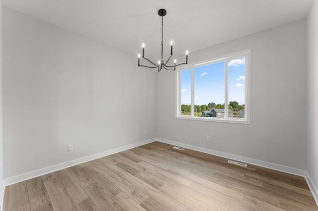 1250 Trail Way, New Richmond, WI 54017