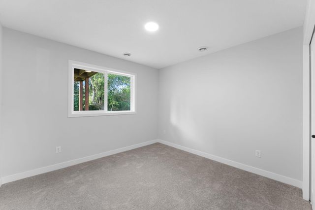 1250 Trail Way, New Richmond, WI 54017