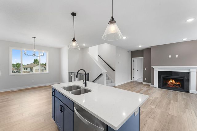 1250 Trail Way, New Richmond, WI 54017