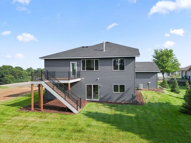1250 Trail Way, New Richmond, WI 54017