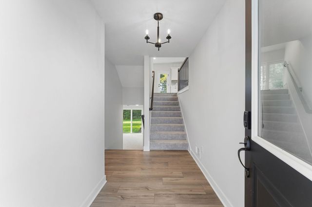 1250 Trail Way, New Richmond, WI 54017