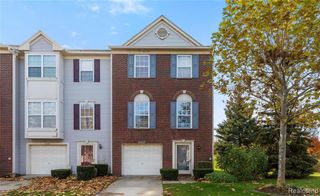 36420 Dominion Circle, Sterling Heights, MI 48310