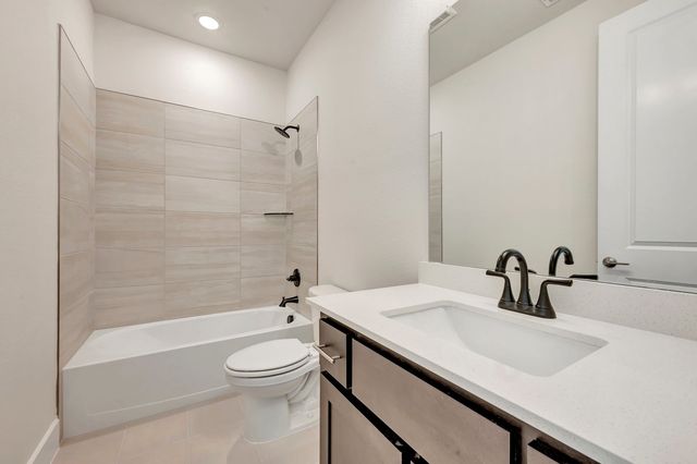4848 Cedar Bluff Trail, Midlothian, TX 76065