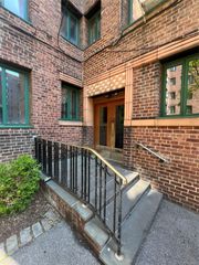 1503 Metropolitan 4F, Bronx, NY 10462