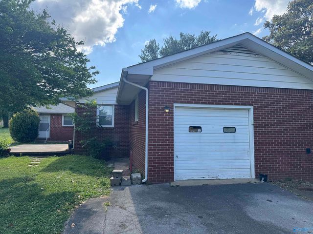 2801 Penland Avenue, Huntsville, AL 35810