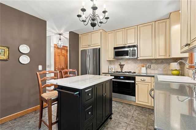 274 Martin Ridge Drive SW, Marietta, GA 30064