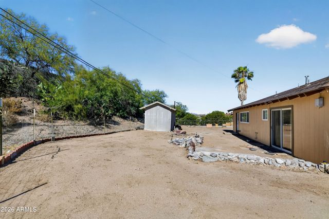 500 N OXBOW Drive, Wickenburg, AZ 85390