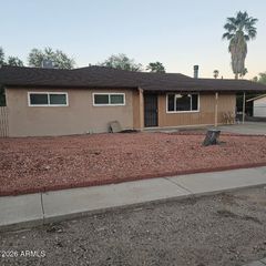 500 N OXBOW Drive, Wickenburg, AZ 85390