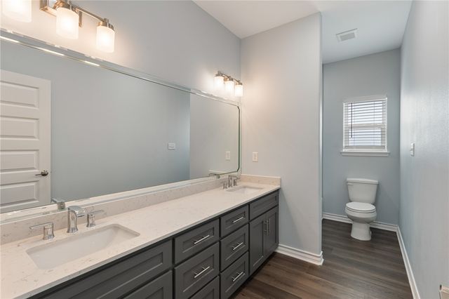 113 Knickerbocker St, Corpus Christi, TX 78418