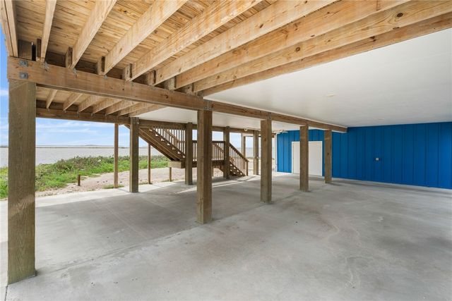 113 Knickerbocker St, Corpus Christi, TX 78418