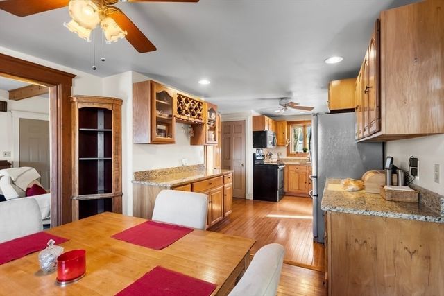 184 Belcher St, Holbrook, MA 02343