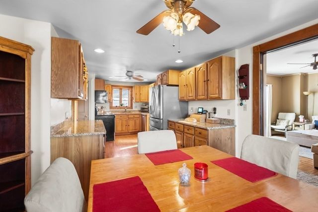 184 Belcher St, Holbrook, MA 02343