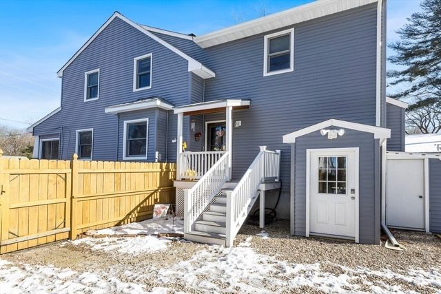 184 Belcher St, Holbrook, MA 02343