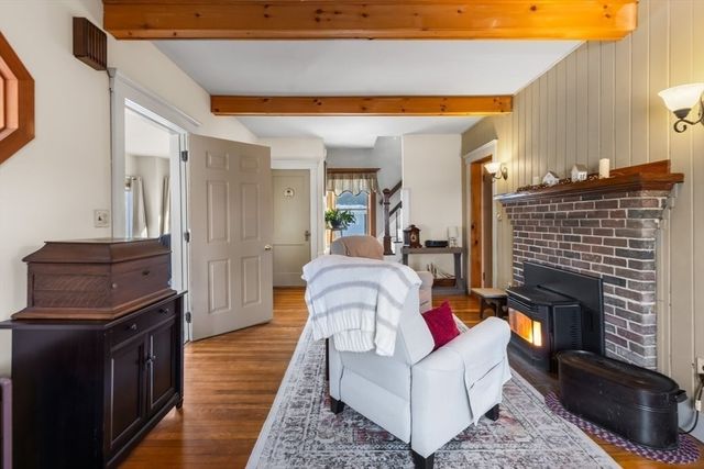 184 Belcher St, Holbrook, MA 02343