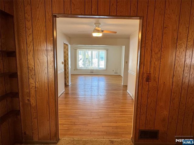 35 18th Avenue, Elmwood Park, NJ 07407